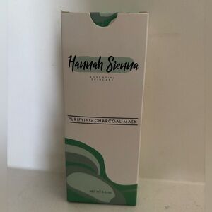 Hannah Sienna Purifying Charcoal Mask